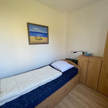 Holiday home Strandparel 131 Julianadorp